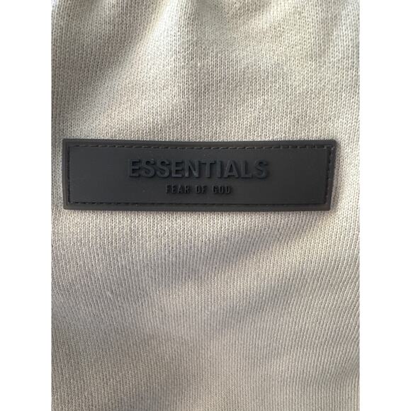 Women's Fear of God Essentials Fleece Mini Drawstring Skirt in Wheat size L - Picture 3 of 9